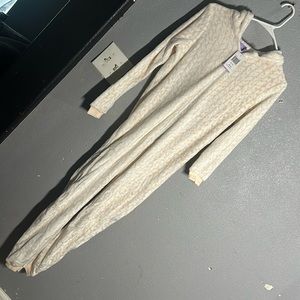 Peace Love & Dream onesie XL/16